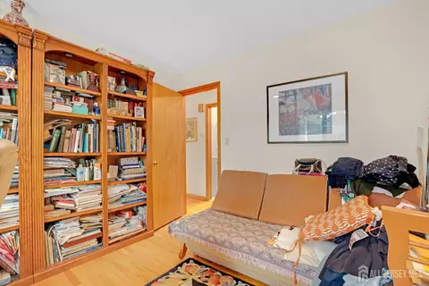 6 Herron Rd, Edison, NJ 08820 photo 24