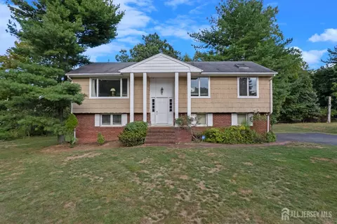 6 Herron Rd, Edison, NJ 08820 photo 1