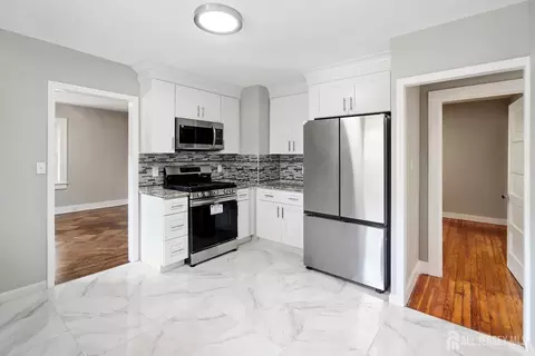 190 Shepherd Ave, Middlesex, NJ 08846 photo 11