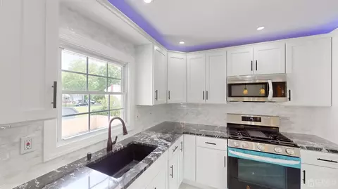 130 6th St, Middlesex, NJ 08846 photo 6