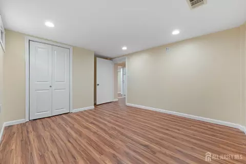 13 Becker Dr, Sayreville, NJ 08859 photo 36