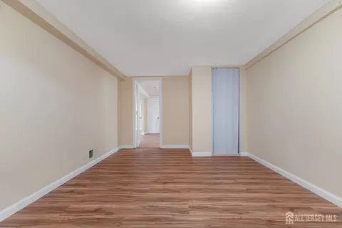 13 Becker Dr, Sayreville, NJ 08859 photo 32
