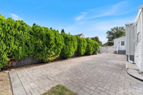 13 Becker Dr, Sayreville, NJ 08859 photo 43