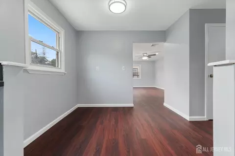 13 Becker Dr, Sayreville, NJ 08859 photo 7