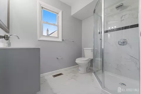 13 Becker Dr, Sayreville, NJ 08859 photo 23