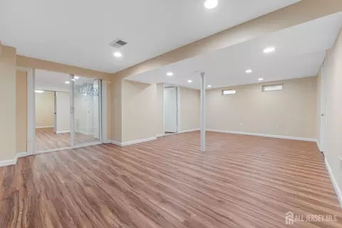 13 Becker Dr, Sayreville, NJ 08859 photo 33