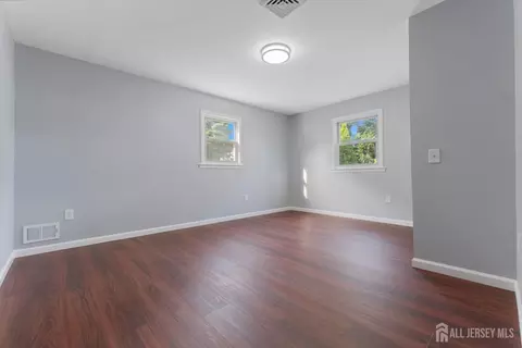 13 Becker Dr, Sayreville, NJ 08859 photo 19