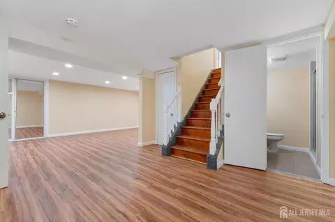 13 Becker Dr, Sayreville, NJ 08859 photo 29