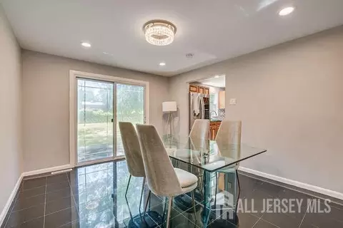 30 Jonathan Dr, Edison, NJ 08820 photo 18