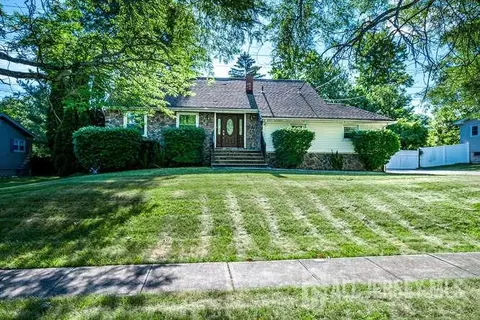 30 Jonathan Dr, Edison, NJ 08820 photo 1