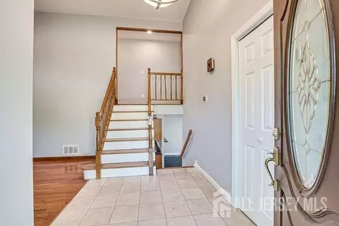 30 Jonathan Dr, Edison, NJ 08820 photo 13
