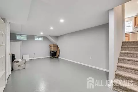 30 Jonathan Dr, Edison, NJ 08820 photo 32