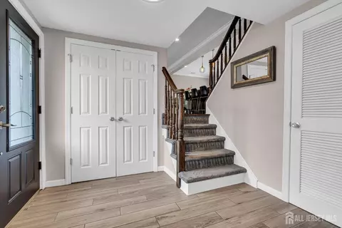 19 Phillips Rd, Edison, NJ 08817 photo 13