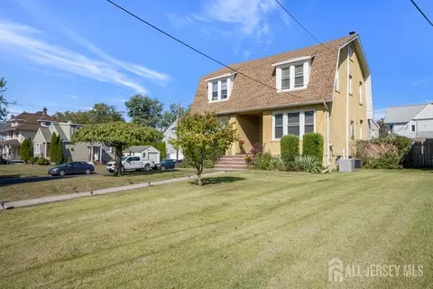 201 Chestnut St, Middlesex, NJ 08846 photo 2