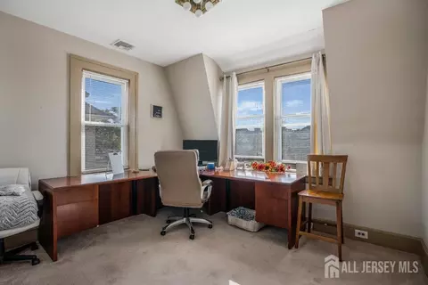 201 Chestnut St, Middlesex, NJ 08846 photo 32