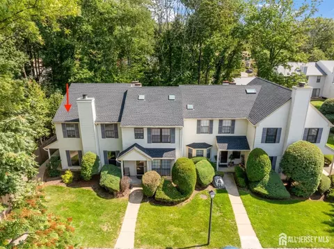 201 Maplecrest Rd, Edison, NJ 08820 photo 25