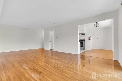 1816 Raspberry Ct, Edison, NJ 08817 photo 5