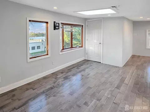 338 Runyon Ave, Middlesex, NJ 08846 photo 13