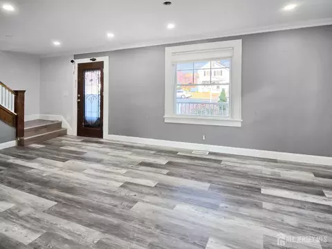 338 Runyon Ave, Middlesex, NJ 08846 photo 3