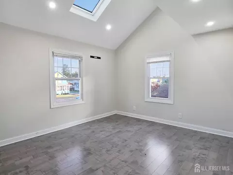 338 Runyon Ave, Middlesex, NJ 08846 photo 9