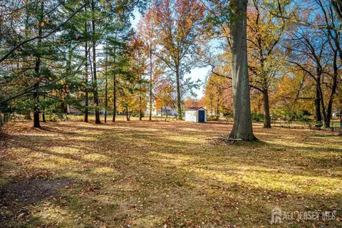 10 Pendleton Pl, Edison, NJ 08820 photo 40