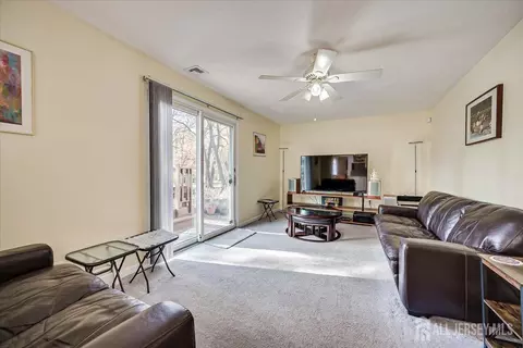 10 Pendleton Pl, Edison, NJ 08820 photo 8