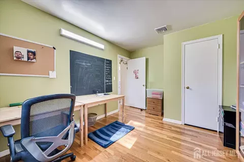 10 Pendleton Pl, Edison, NJ 08820 photo 32