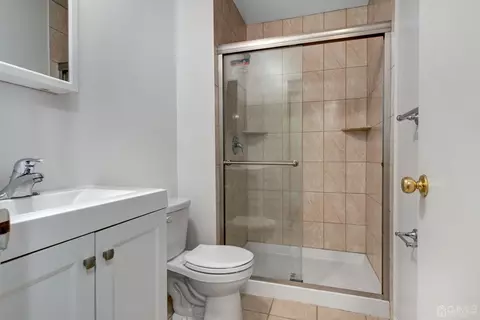 1947 Raspberry Ct, Edison, NJ 08817 photo 18