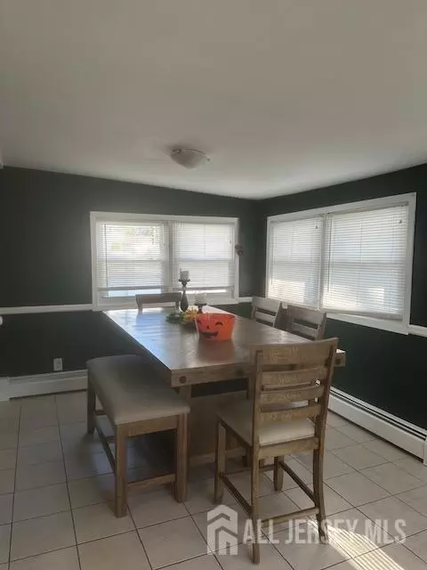 36 Albert Dr, Sayreville, NJ 08859 photo 9