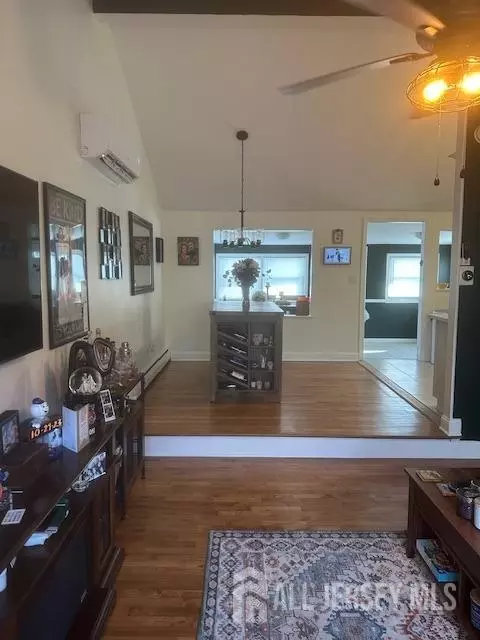 36 Albert Dr, Sayreville, NJ 08859 photo 4