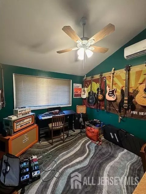 36 Albert Dr, Sayreville, NJ 08859 photo 21