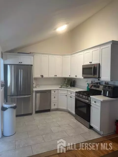 36 Albert Dr, Sayreville, NJ 08859 photo 5
