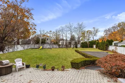 Exterior - 352 Main St, Matawan, NJ 07747 photo 9 of 9