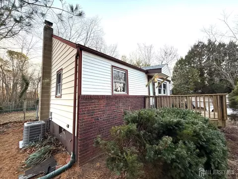 24 Baker Dr, Helmetta, NJ 08828 photo 1