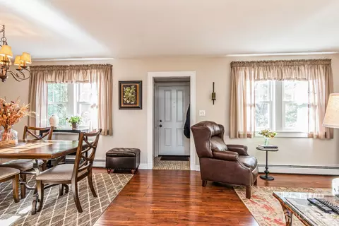 25 Simpson Ave, Edison, NJ 08817 photo 4