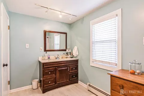 25 Simpson Ave, Edison, NJ 08817 photo 21
