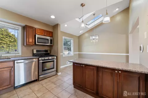 17 Sulliman Rd, Edison, NJ 08817 photo 10