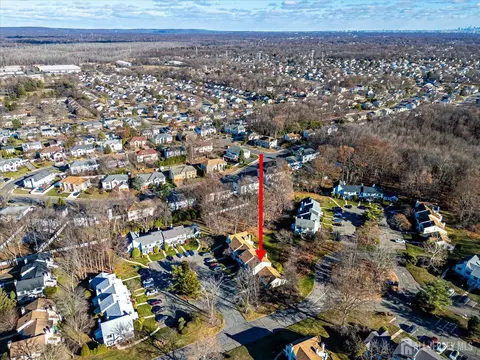 605 Maplecrest Rd W, Edison, NJ 08820 photo 36