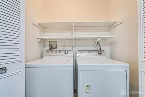 605 Maplecrest Rd W, Edison, NJ 08820 photo 26