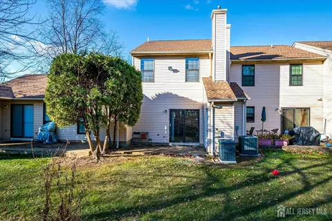 605 Maplecrest Rd W, Edison, NJ 08820 photo 28
