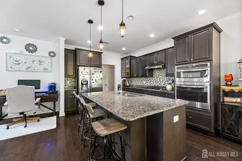 46 Periwinkle Dr, Monroe, NJ 08831 photo 10