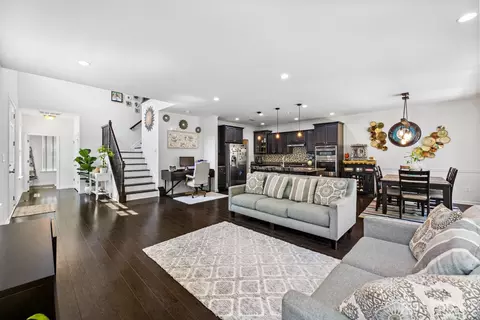46 Periwinkle Dr, Monroe, NJ 08831 photo 5