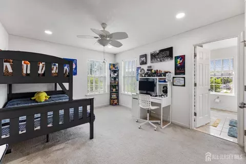 46 Periwinkle Dr, Monroe, NJ 08831 photo 15