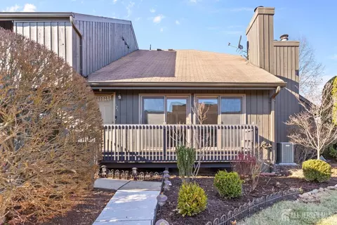 171 Westgate Dr, Edison, NJ 08820 photo 3