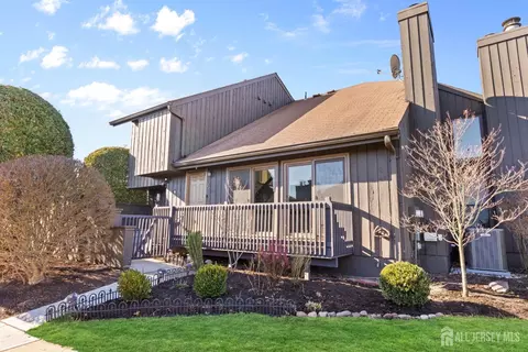 171 Westgate Dr, Edison, NJ 08820 photo 1