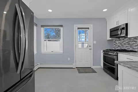 52 Markham Rd, Edison, NJ 08817 photo 8