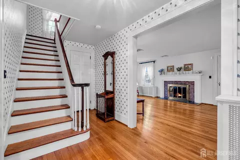 3 Edgemere Dr, Matawan, NJ 07747 photo 5