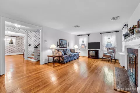 3 Edgemere Dr, Matawan, NJ 07747 photo 13
