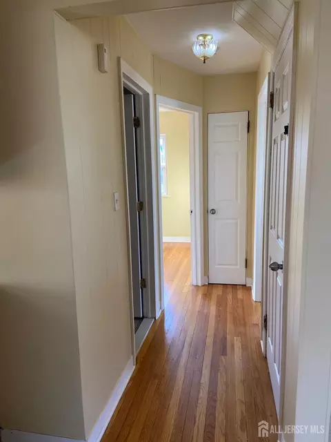 2 Walnut St, Edison, NJ 08817 photo 14