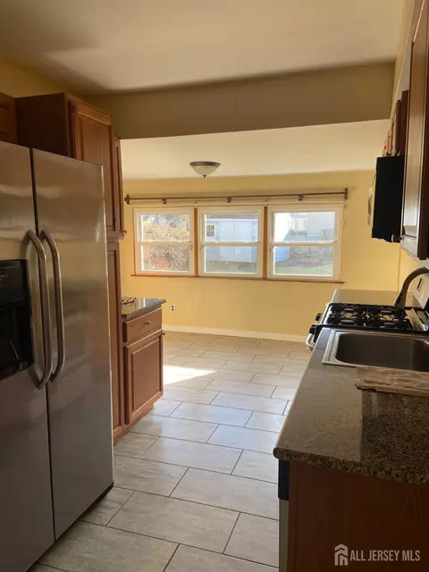 2 Walnut St, Edison, NJ 08817 photo 15